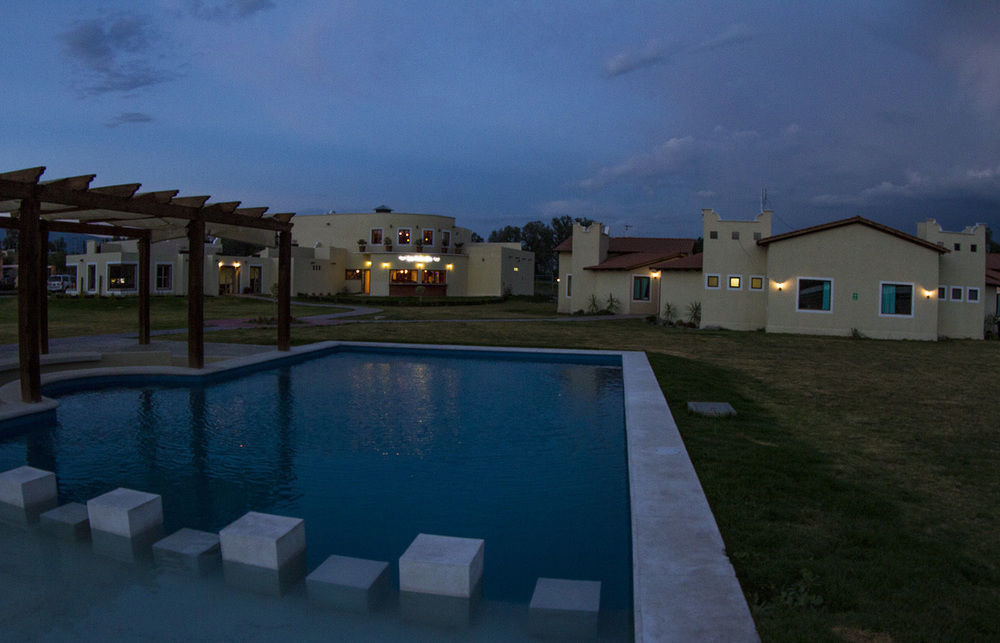 Teoticamp Hotel San Juan Teotihuacan Exterior photo